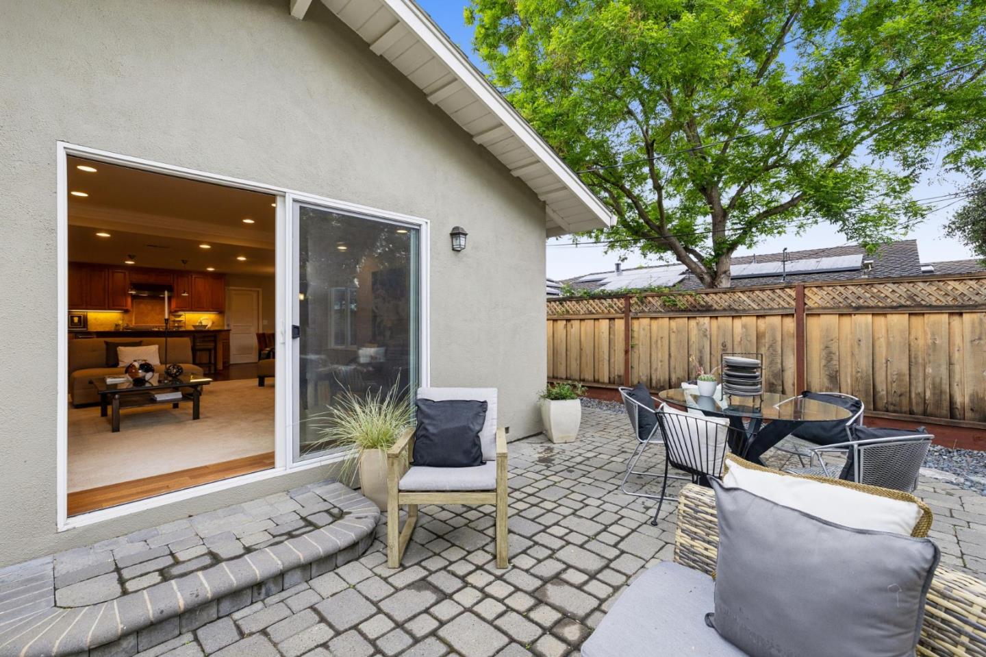 Detail Gallery Image 9 of 38 For 5530 Laura Dr, San Jose,  CA 95124 - 3 Beds | 2 Baths