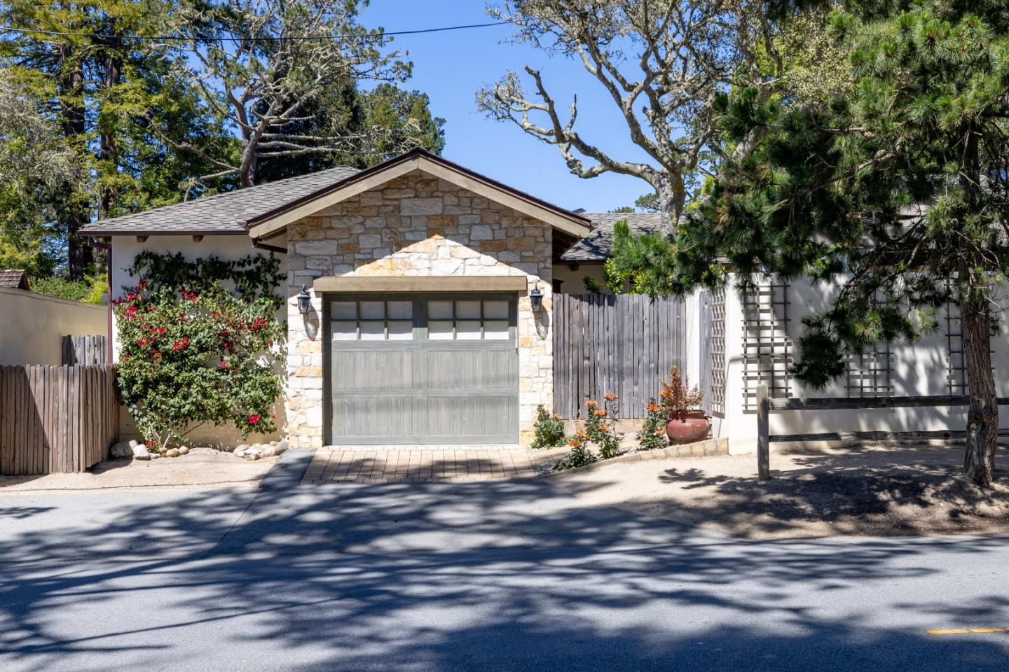 Detail Gallery Image 27 of 32 For 0 Nw Santa Rita & 2nd St, Carmel,  CA 93923 - 3 Beds | 3/1 Baths