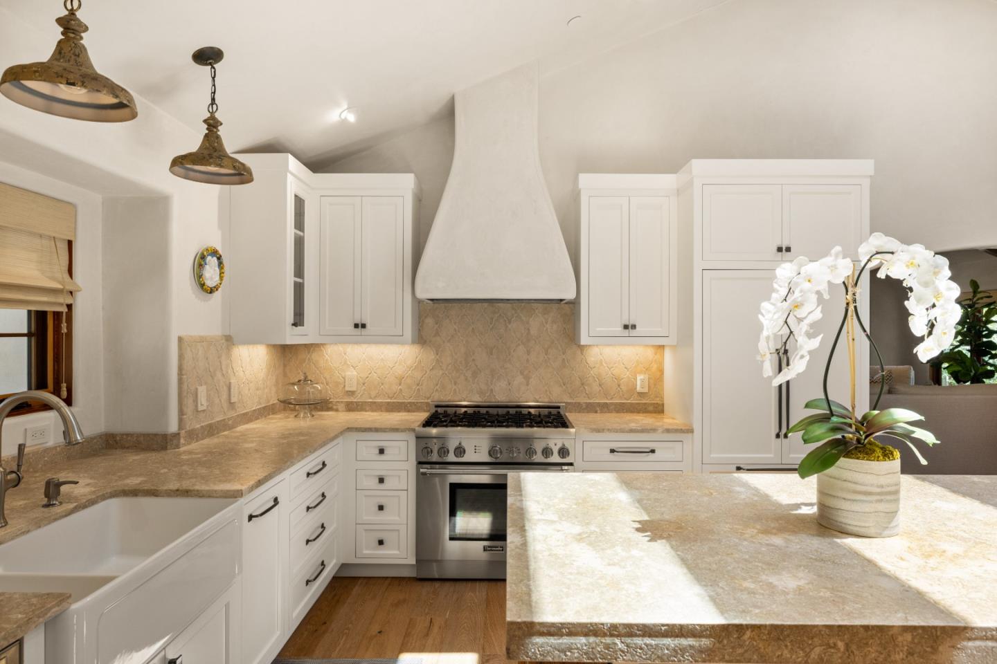 Detail Gallery Image 8 of 32 For 0 Nw Santa Rita & 2nd St, Carmel,  CA 93923 - 3 Beds | 3/1 Baths