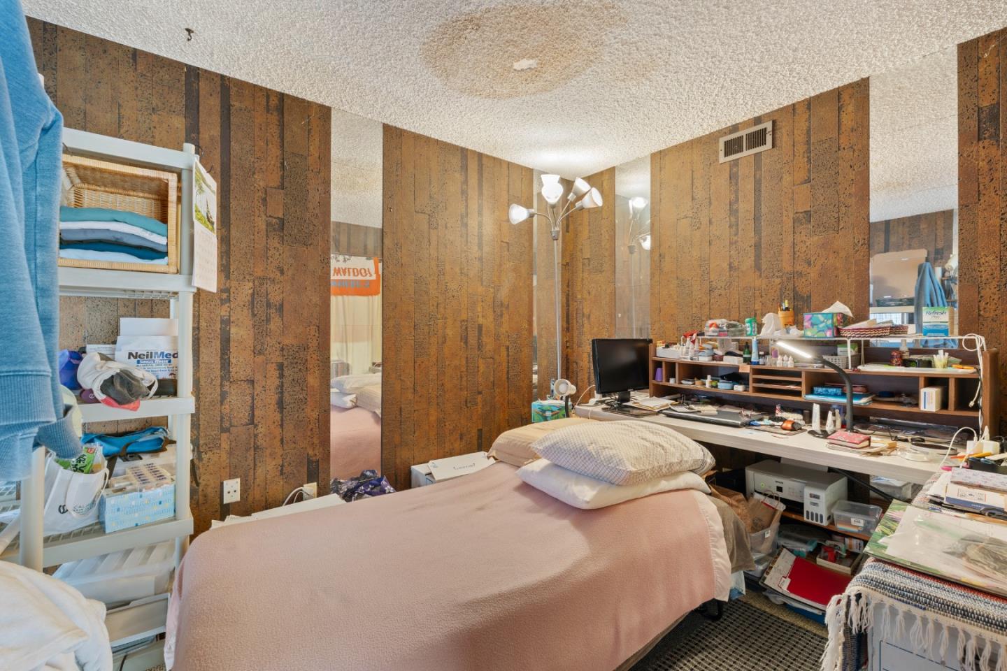 Detail Gallery Image 13 of 16 For 1022 E Evelyn Ave, Sunnyvale,  CA 94086 - 3 Beds | 2 Baths