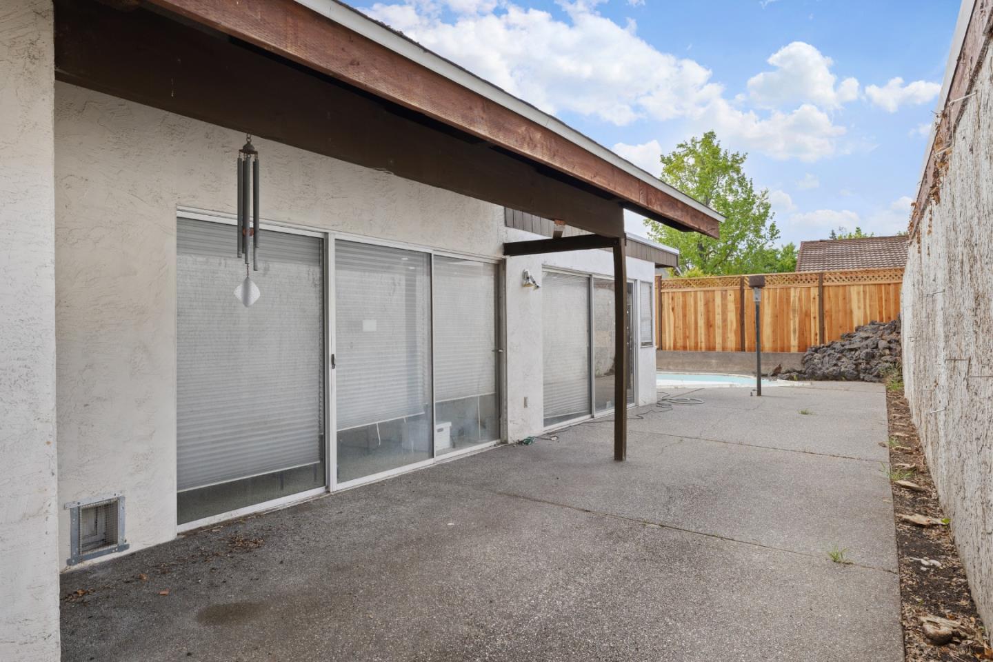 Detail Gallery Image 14 of 16 For 1022 E Evelyn Ave, Sunnyvale,  CA 94086 - 3 Beds | 2 Baths