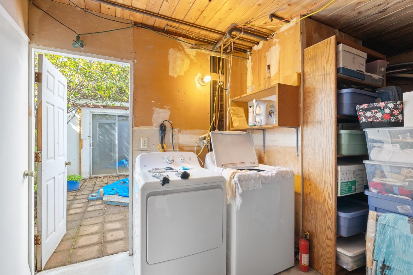 Detail Gallery Image 16 of 16 For 1022 E Evelyn Ave, Sunnyvale,  CA 94086 - 3 Beds | 2 Baths