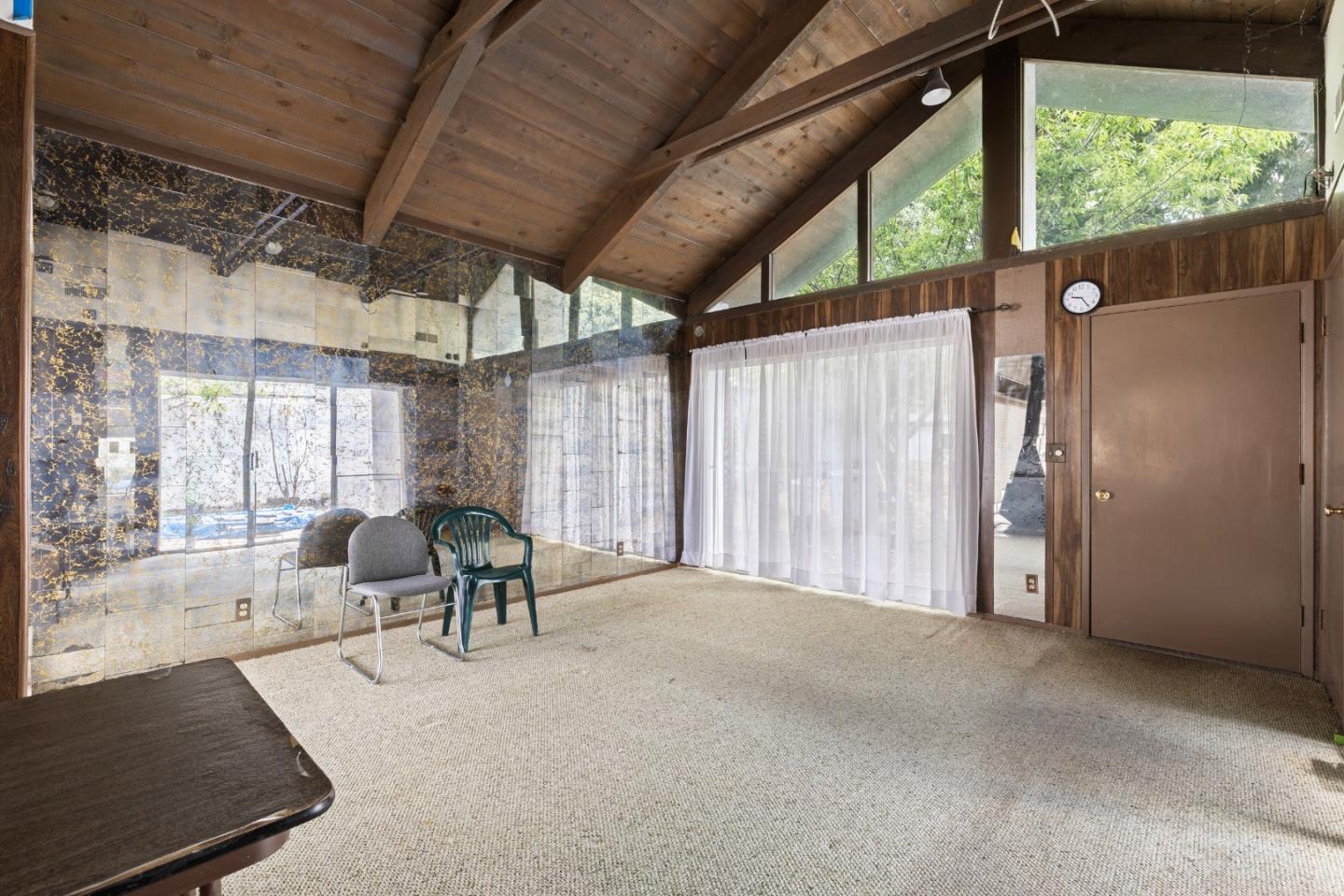 Detail Gallery Image 4 of 16 For 1022 E Evelyn Ave, Sunnyvale,  CA 94086 - 3 Beds | 2 Baths