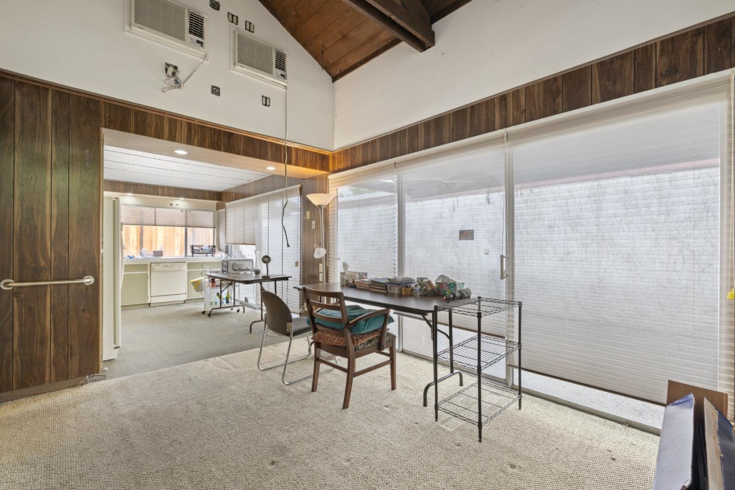 Detail Gallery Image 5 of 16 For 1022 E Evelyn Ave, Sunnyvale,  CA 94086 - 3 Beds | 2 Baths