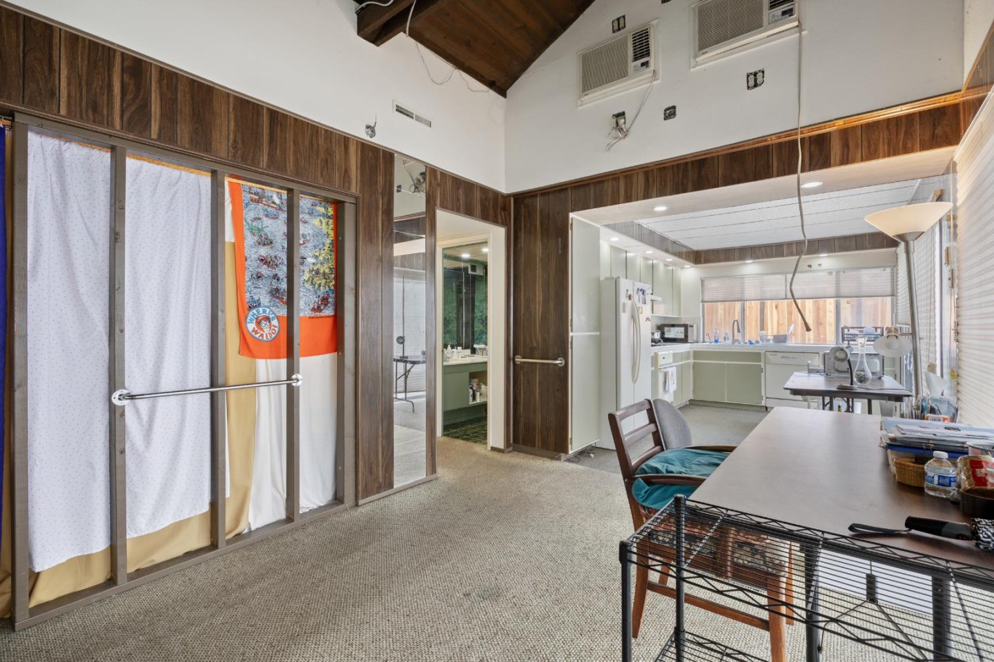 Detail Gallery Image 6 of 16 For 1022 E Evelyn Ave, Sunnyvale,  CA 94086 - 3 Beds | 2 Baths