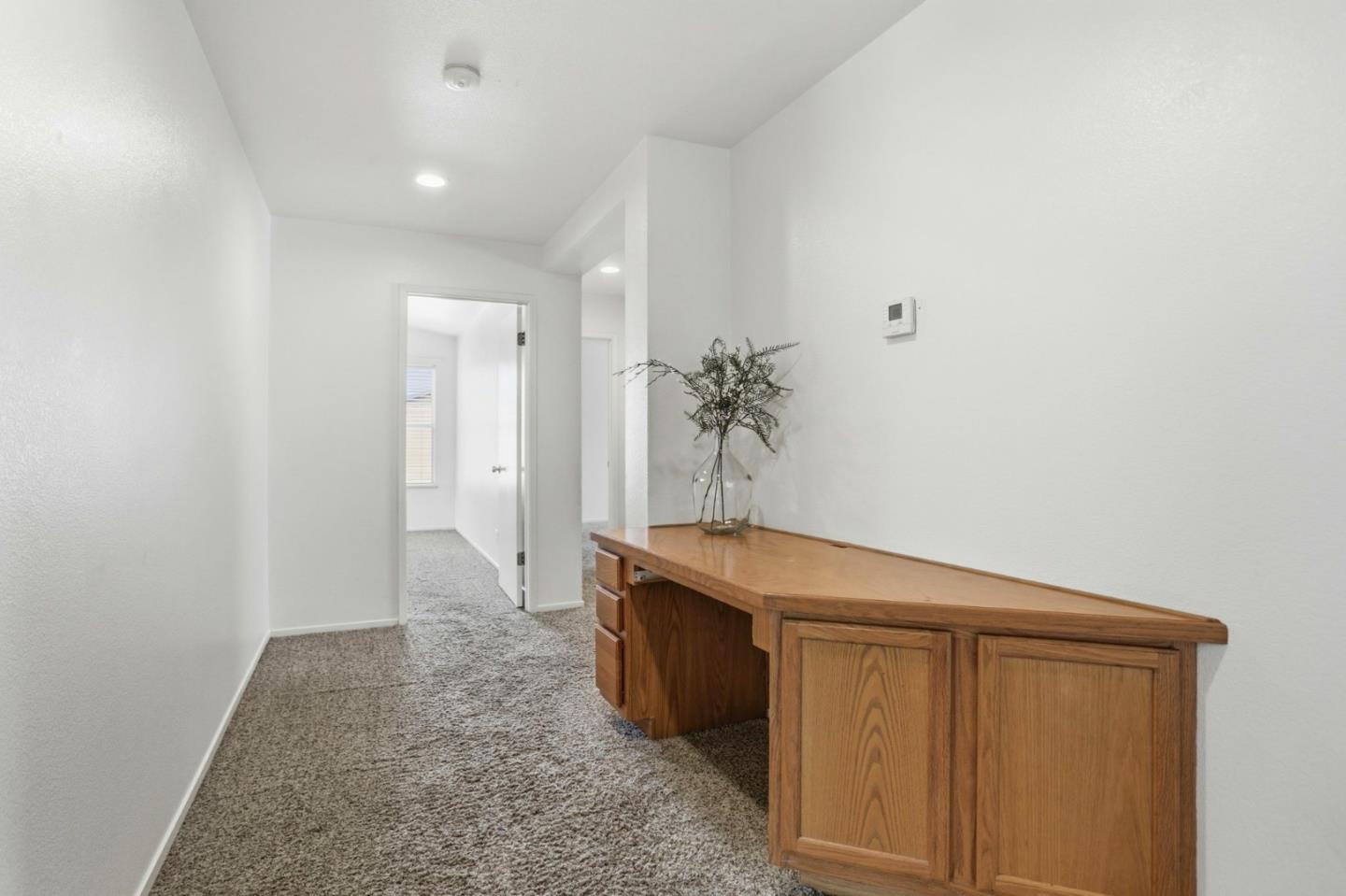 Detail Gallery Image 17 of 31 For 2592 Glenview Dr, Hollister,  CA 95023 - 4 Beds | 2/1 Baths