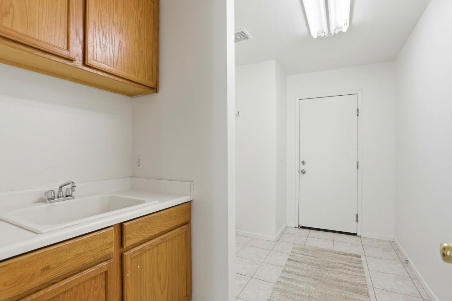 Detail Gallery Image 29 of 31 For 2592 Glenview Dr, Hollister,  CA 95023 - 4 Beds | 2/1 Baths