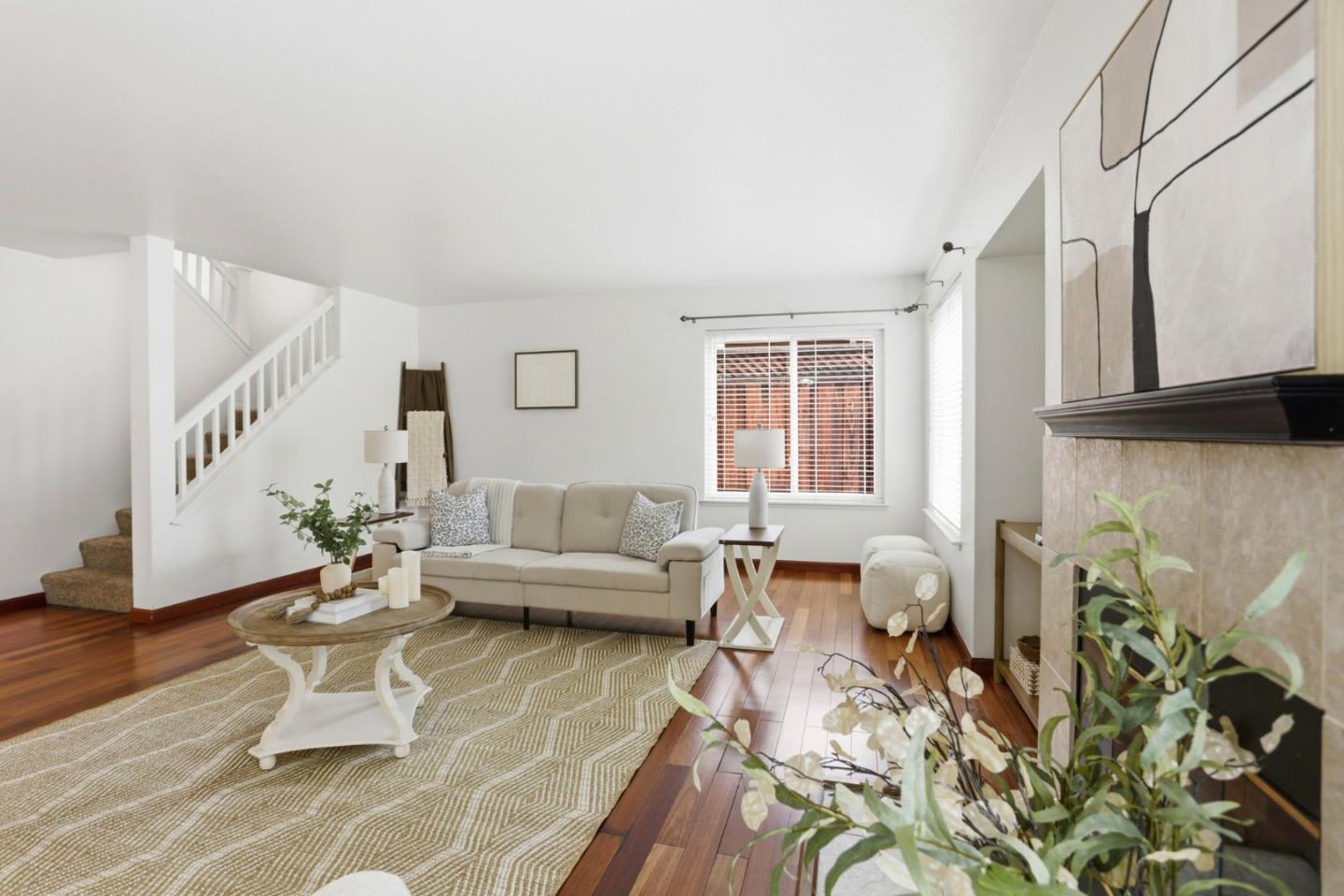 Detail Gallery Image 7 of 31 For 2592 Glenview Dr, Hollister,  CA 95023 - 4 Beds | 2/1 Baths