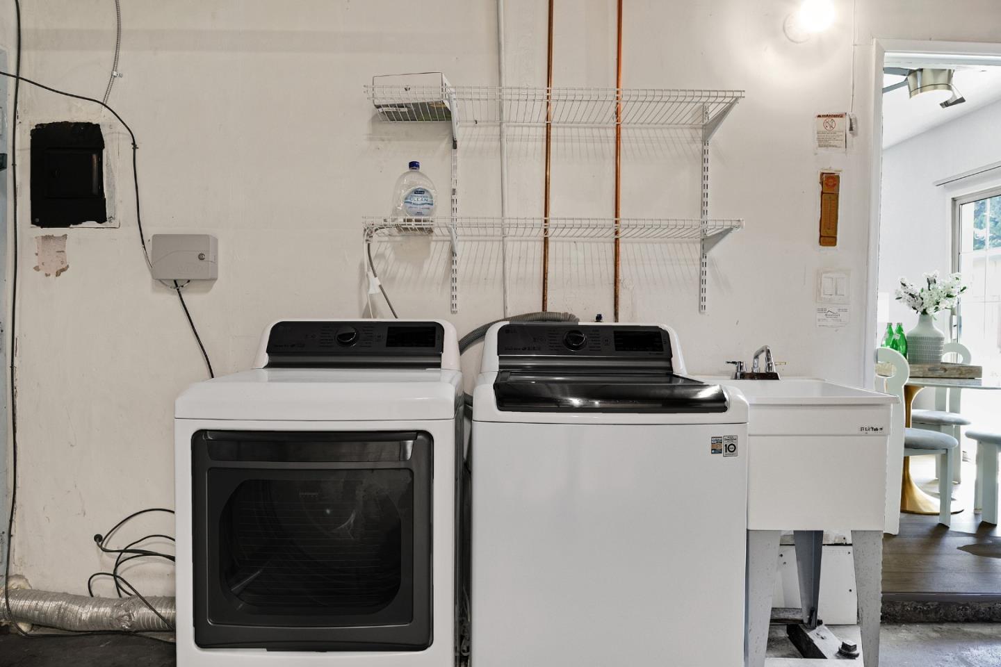 Detail Gallery Image 11 of 32 For 35907 Orleans Dr, Newark,  CA 94560 - 3 Beds | 2 Baths