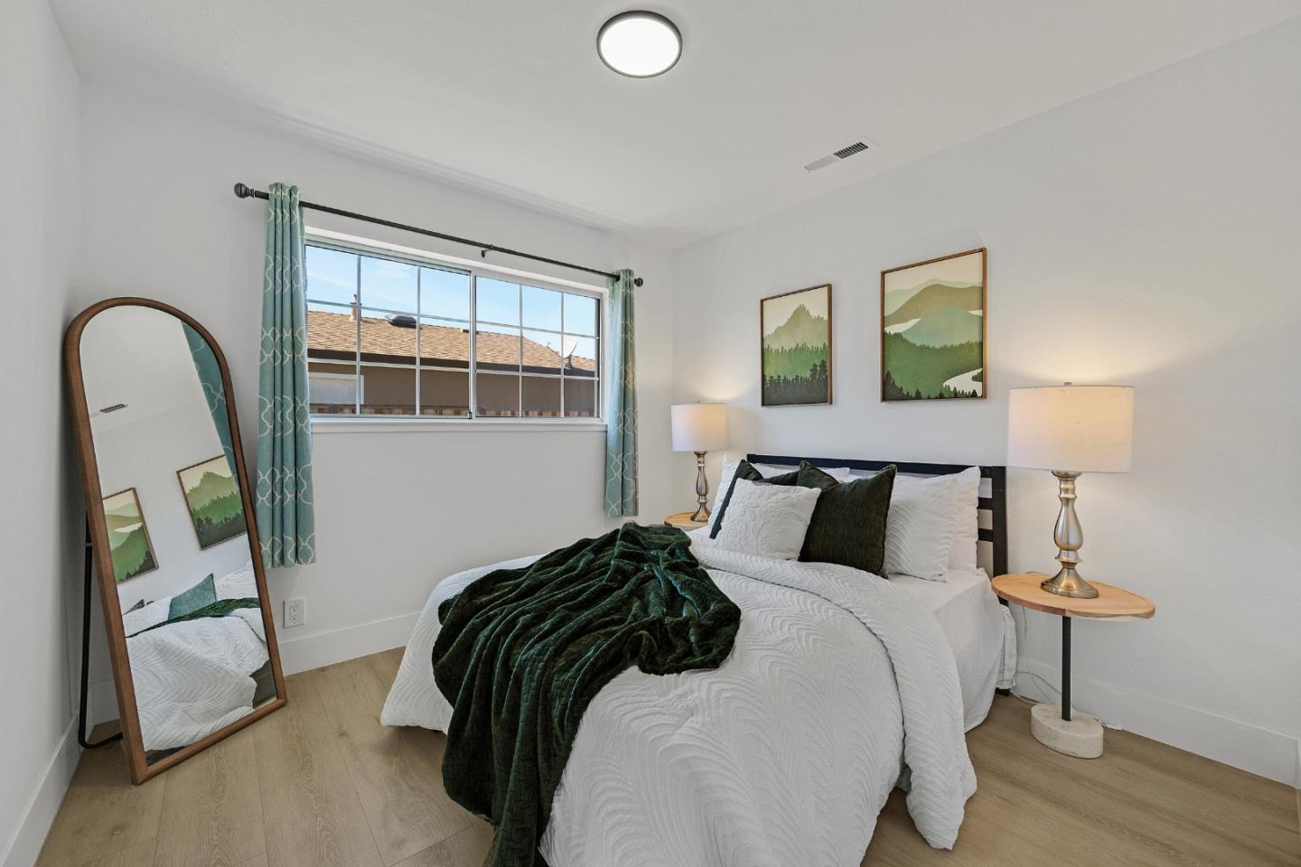 Detail Gallery Image 12 of 32 For 35907 Orleans Dr, Newark,  CA 94560 - 3 Beds | 2 Baths