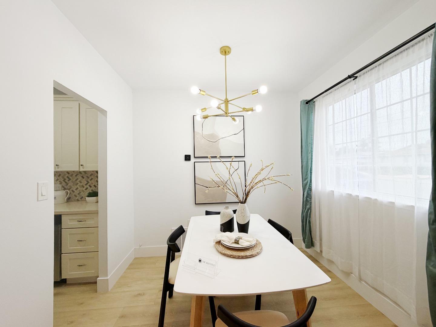 Detail Gallery Image 5 of 32 For 35907 Orleans Dr, Newark,  CA 94560 - 3 Beds | 2 Baths