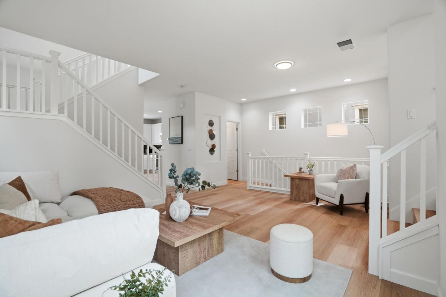 Detail Gallery Image 14 of 52 For 4142 Tobin Cir, Santa Clara,  CA 95054 - 3 Beds | 3/1 Baths