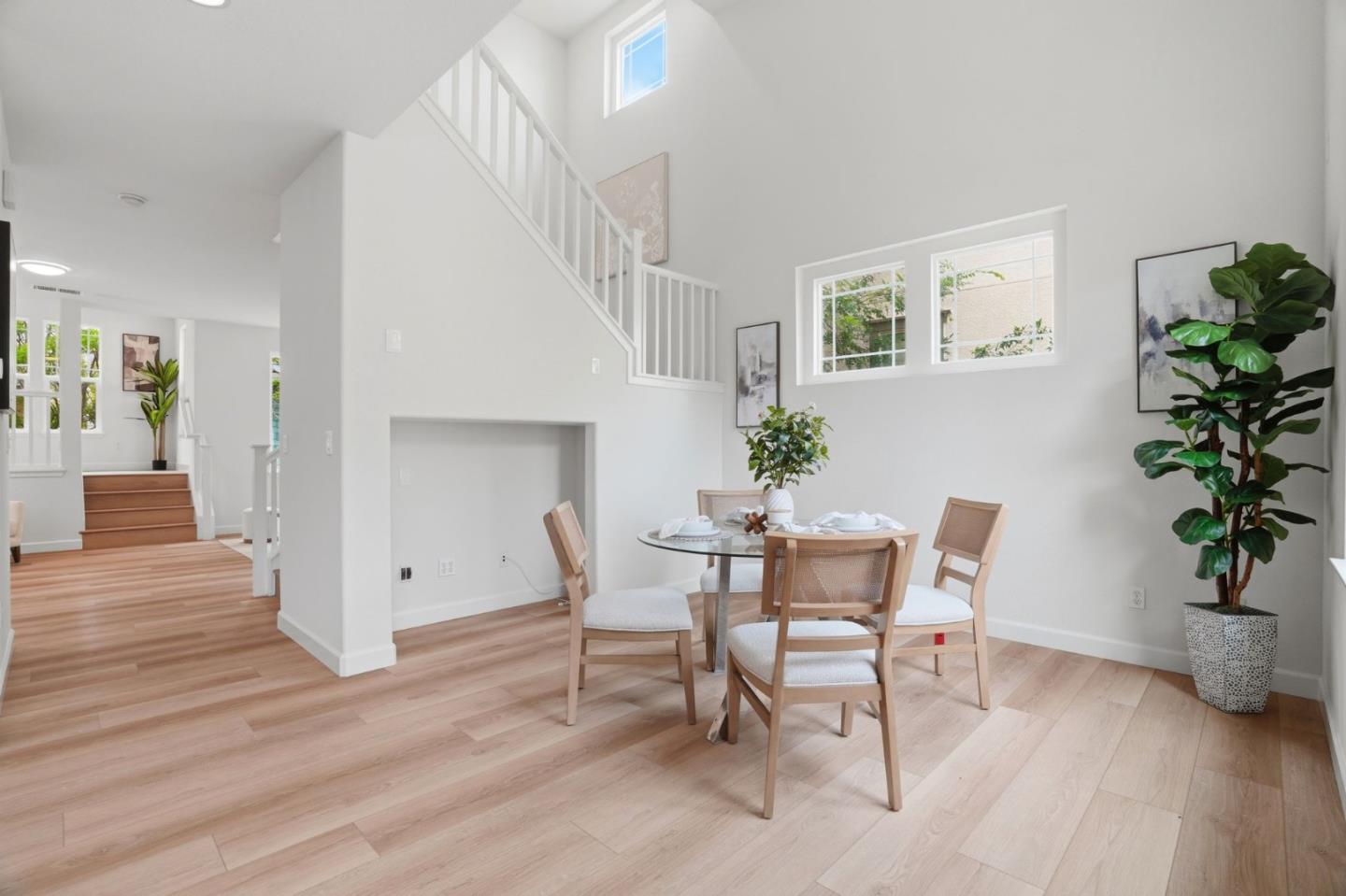 Detail Gallery Image 19 of 52 For 4142 Tobin Cir, Santa Clara,  CA 95054 - 3 Beds | 3/1 Baths