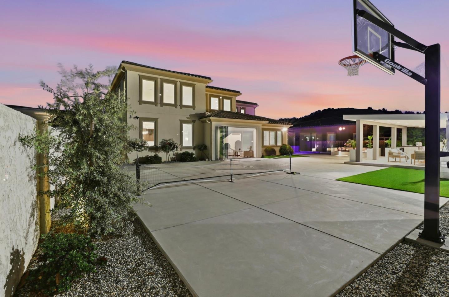 Detail Gallery Image 100 of 101 For 18665 Corte Arcangel, Morgan Hill,  CA 95037 - 5 Beds | 5/1 Baths