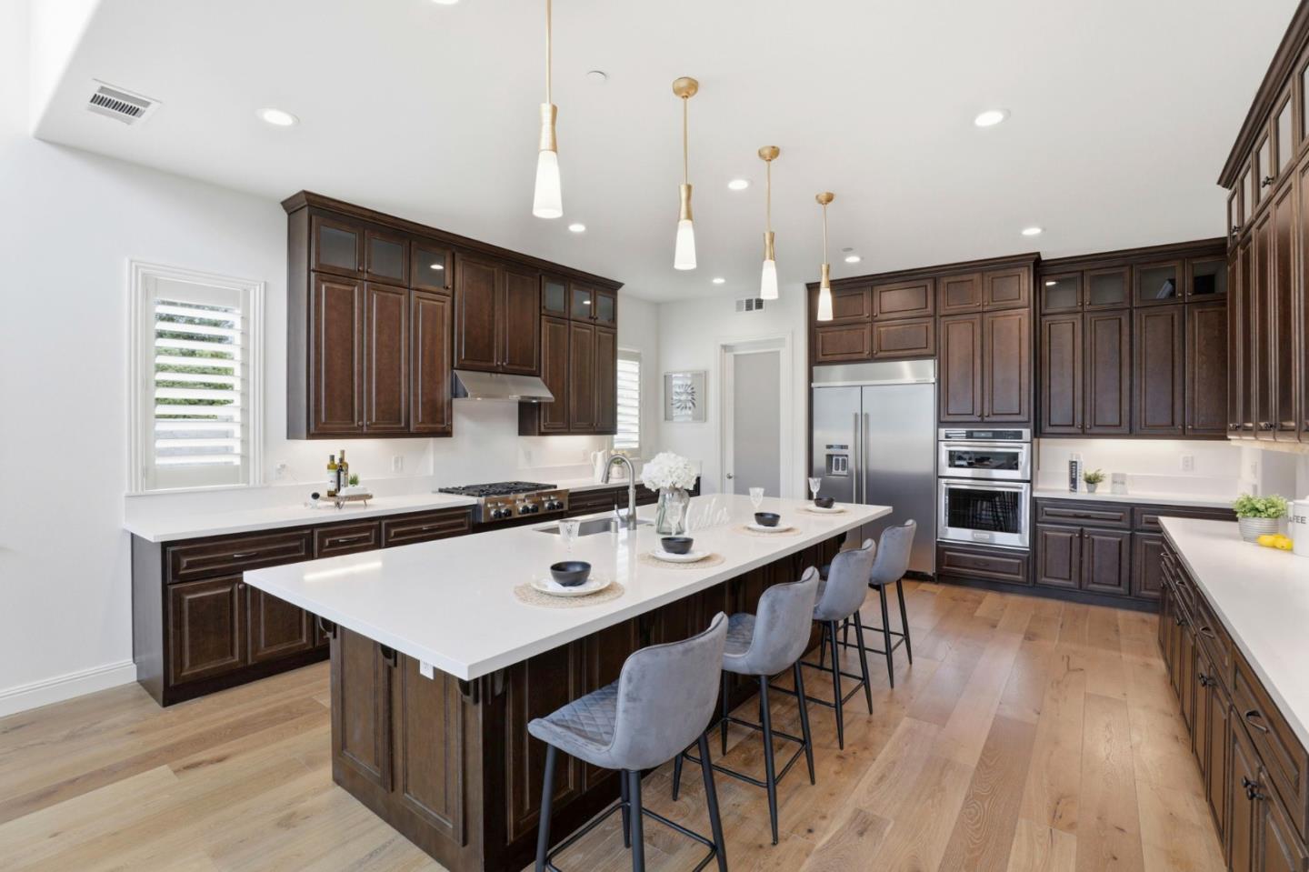 Detail Gallery Image 12 of 101 For 18665 Corte Arcangel, Morgan Hill,  CA 95037 - 5 Beds | 5/1 Baths