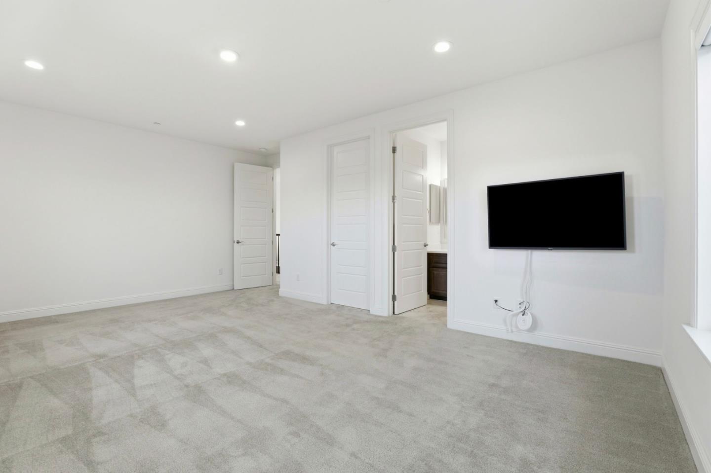 Detail Gallery Image 40 of 101 For 18665 Corte Arcangel, Morgan Hill,  CA 95037 - 5 Beds | 5/1 Baths