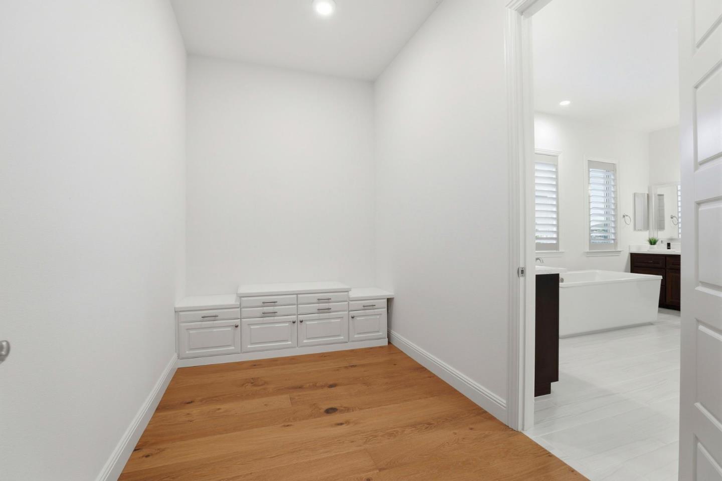 Detail Gallery Image 46 of 101 For 18665 Corte Arcangel, Morgan Hill,  CA 95037 - 5 Beds | 5/1 Baths