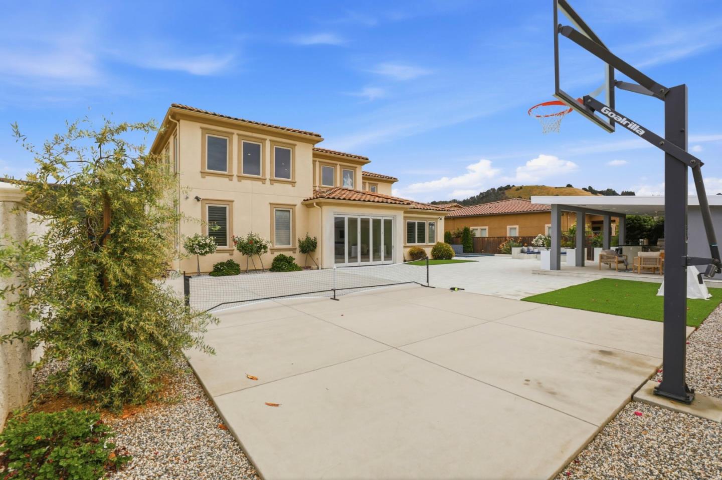 Detail Gallery Image 62 of 101 For 18665 Corte Arcangel, Morgan Hill,  CA 95037 - 5 Beds | 5/1 Baths