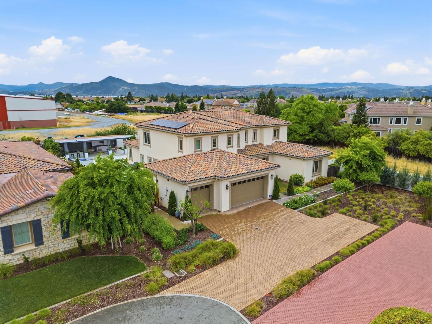 Detail Gallery Image 65 of 101 For 18665 Corte Arcangel, Morgan Hill,  CA 95037 - 5 Beds | 5/1 Baths