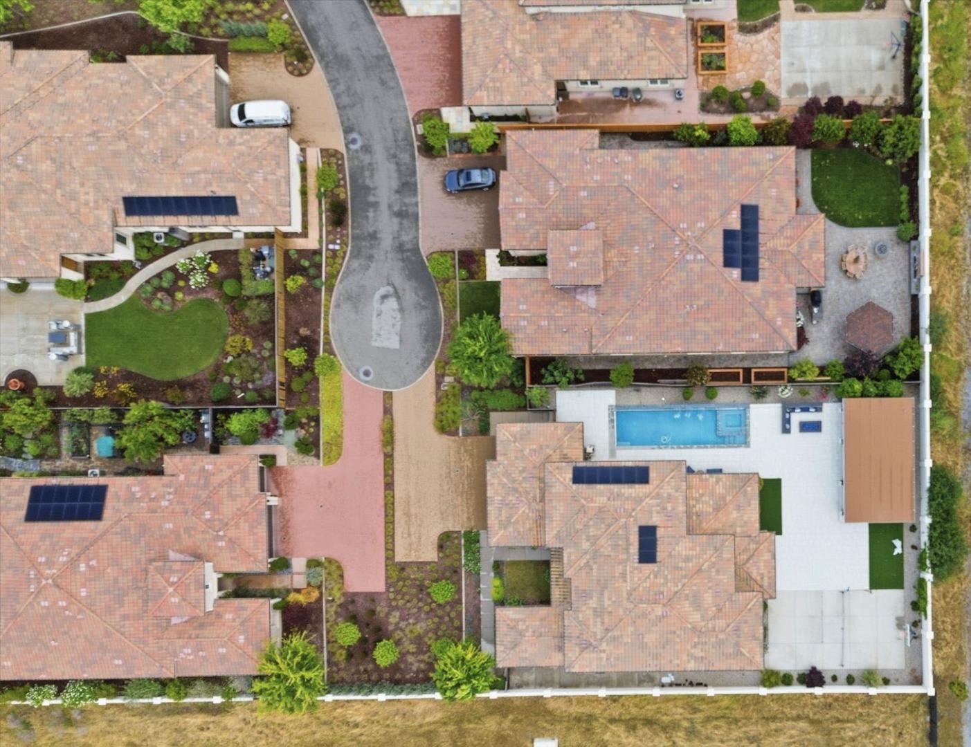 Detail Gallery Image 70 of 101 For 18665 Corte Arcangel, Morgan Hill,  CA 95037 - 5 Beds | 5/1 Baths