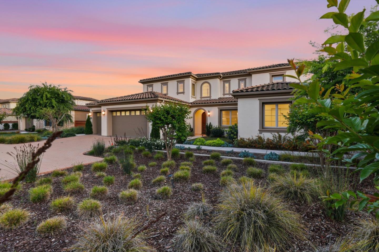 Detail Gallery Image 75 of 101 For 18665 Corte Arcangel, Morgan Hill,  CA 95037 - 5 Beds | 5/1 Baths