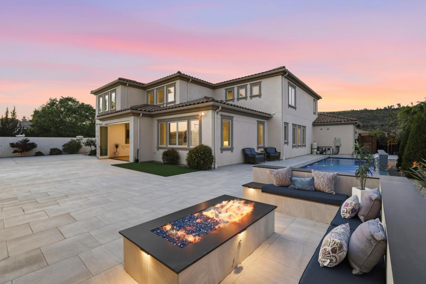 Detail Gallery Image 84 of 101 For 18665 Corte Arcangel, Morgan Hill,  CA 95037 - 5 Beds | 5/1 Baths