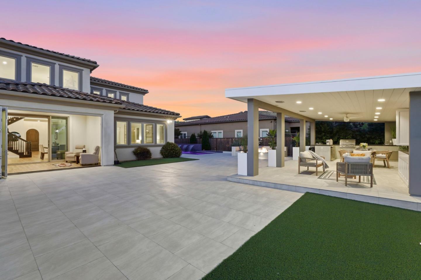 Detail Gallery Image 90 of 101 For 18665 Corte Arcangel, Morgan Hill,  CA 95037 - 5 Beds | 5/1 Baths