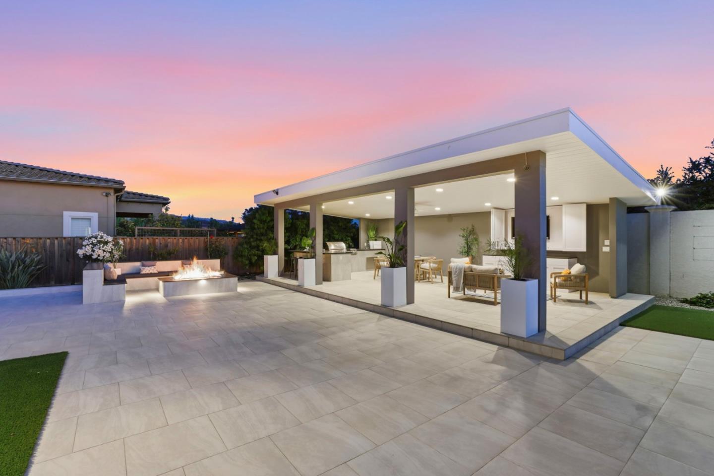 Detail Gallery Image 98 of 101 For 18665 Corte Arcangel, Morgan Hill,  CA 95037 - 5 Beds | 5/1 Baths