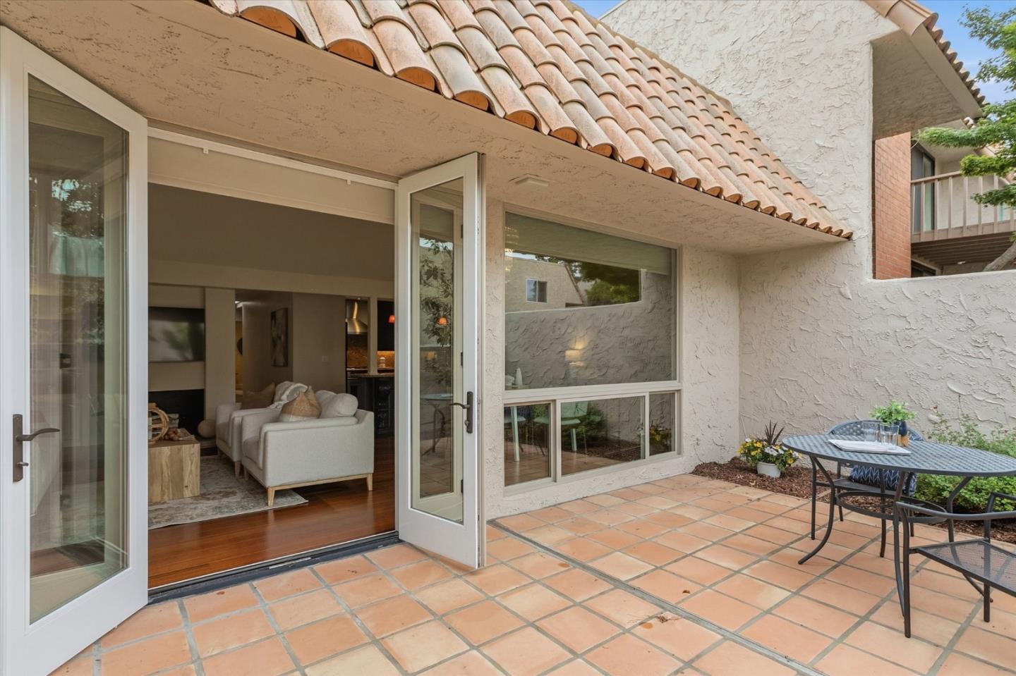 Detail Gallery Image 22 of 26 For 247 Casitas Bulevar, Los Gatos,  CA 95032 - 2 Beds | 2 Baths