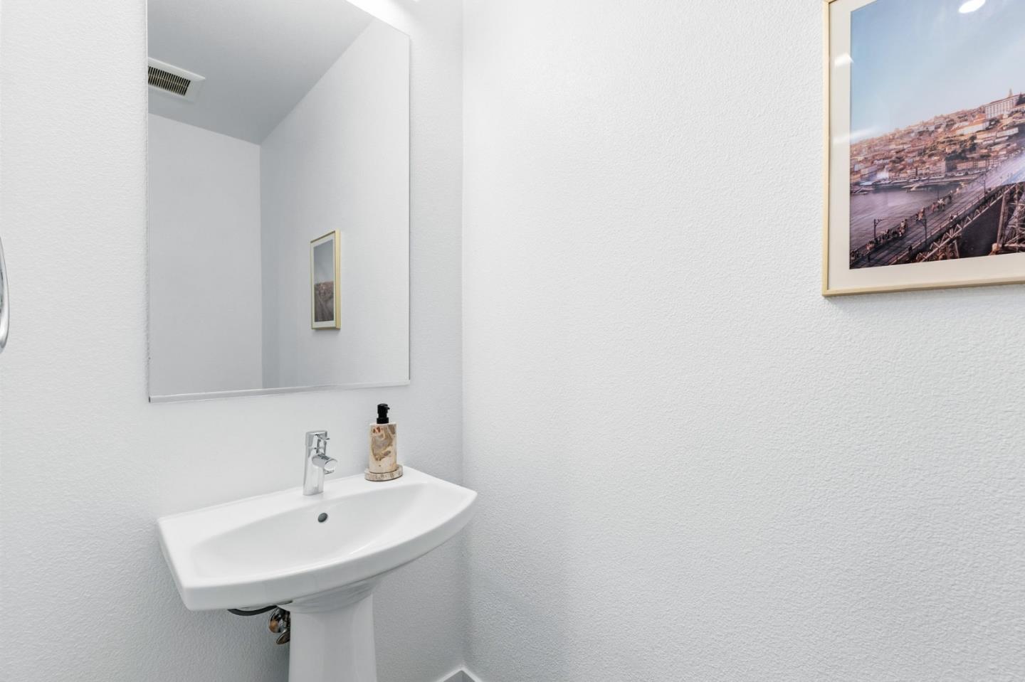 Photo #16: ML82042868 Listing: Photo #16