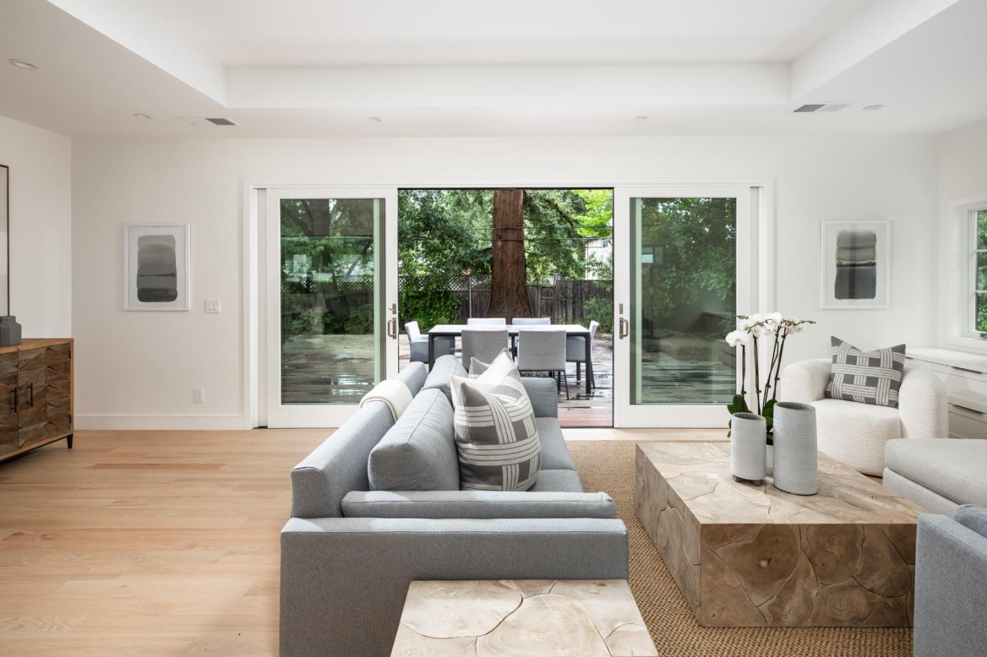 Detail Gallery Image 16 of 34 For 526 Pinecrest Dr, Los Altos,  CA 94024 - 4 Beds | 3 Baths