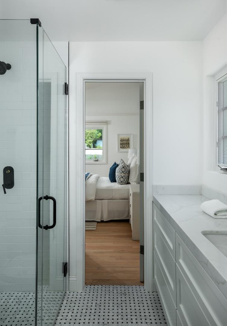 Detail Gallery Image 23 of 34 For 526 Pinecrest Dr, Los Altos,  CA 94024 - 4 Beds | 3 Baths