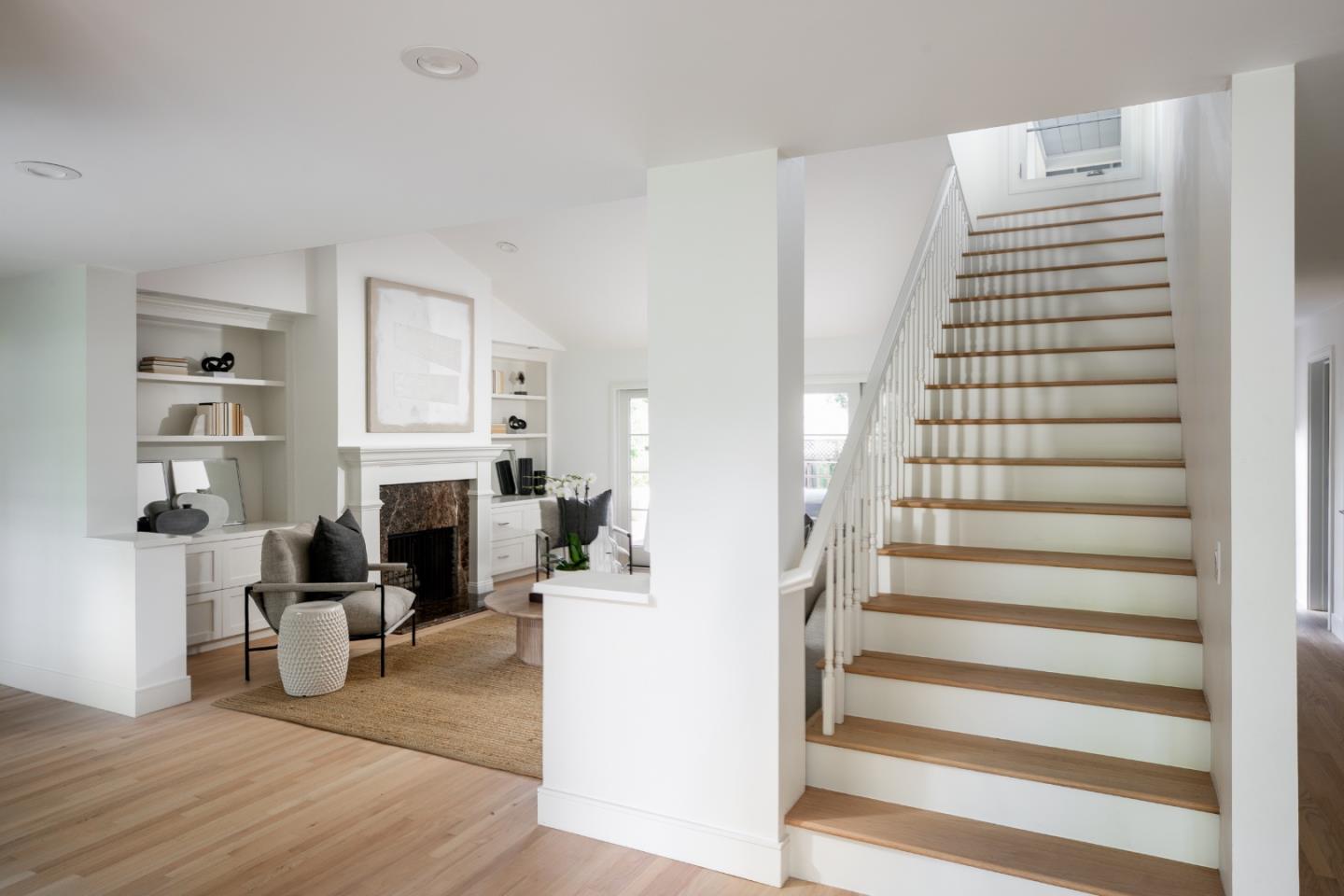 Detail Gallery Image 3 of 34 For 526 Pinecrest Dr, Los Altos,  CA 94024 - 4 Beds | 3 Baths