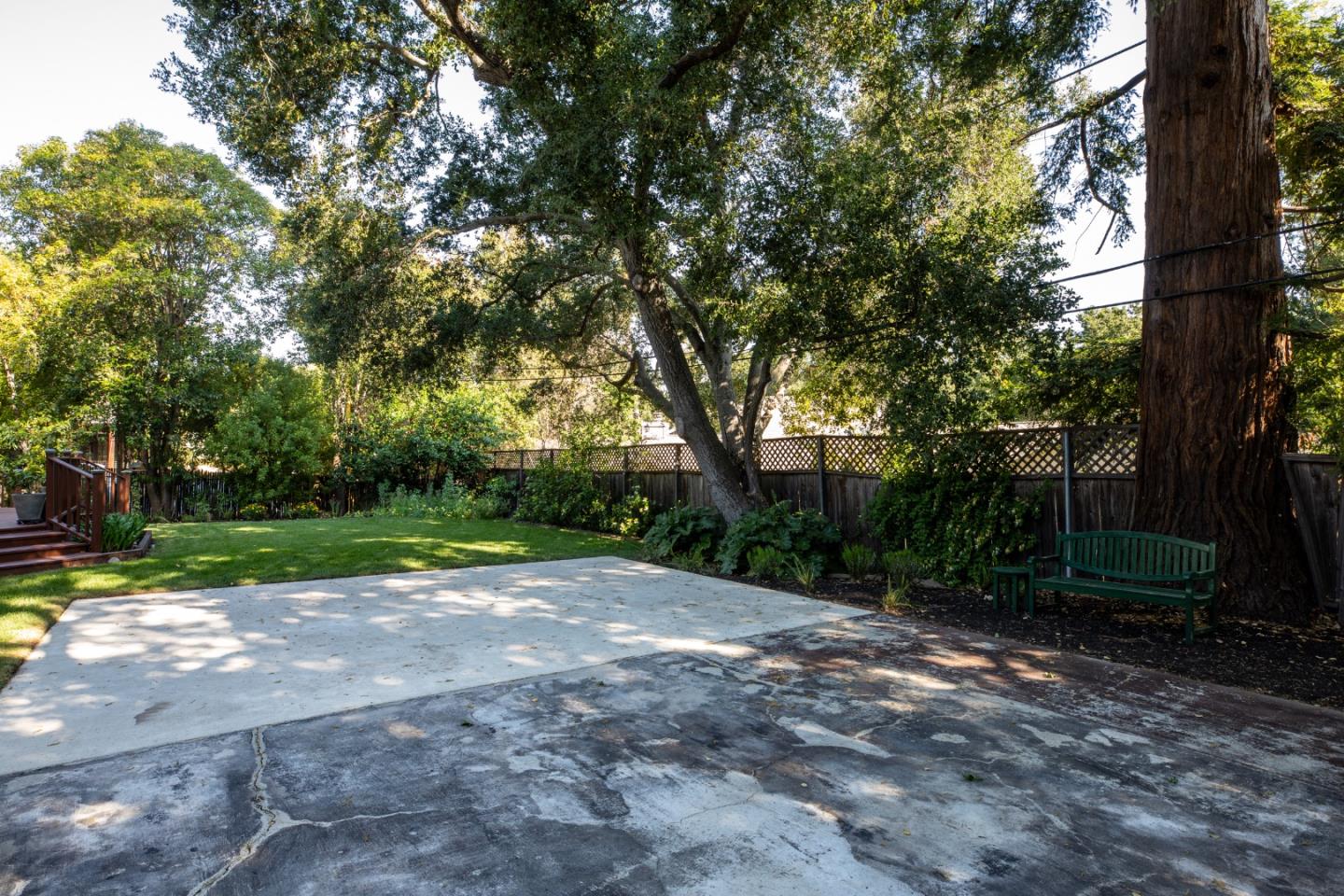 Detail Gallery Image 32 of 34 For 526 Pinecrest Dr, Los Altos,  CA 94024 - 4 Beds | 3 Baths