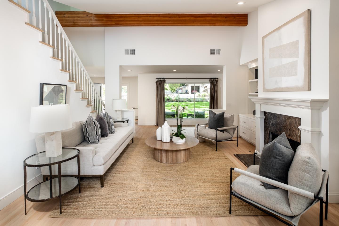 Detail Gallery Image 5 of 34 For 526 Pinecrest Dr, Los Altos,  CA 94024 - 4 Beds | 3 Baths