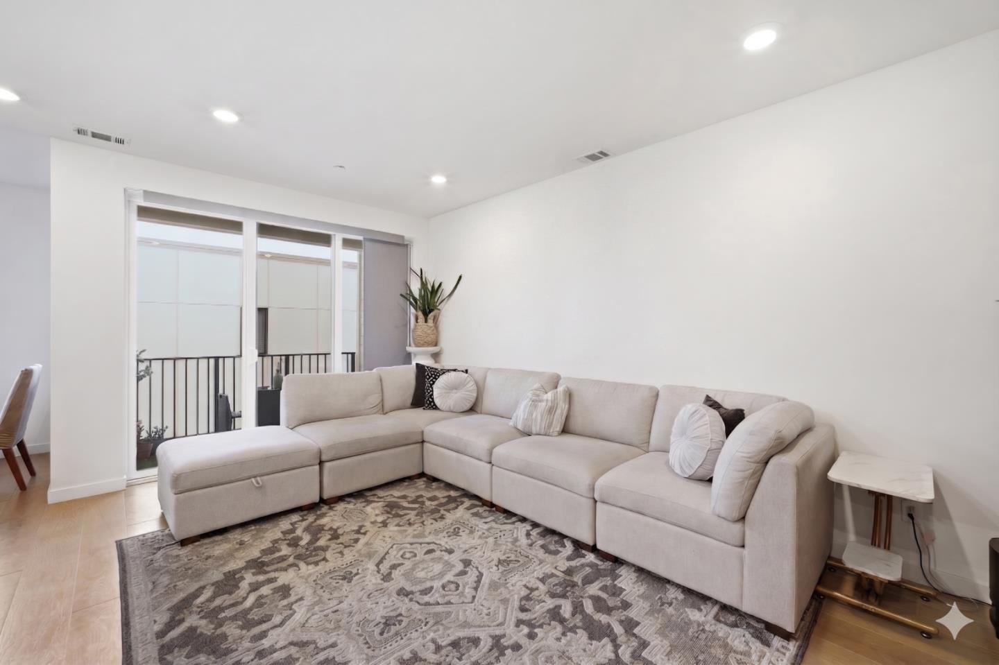493 Cambridge ST, SanFrancisco, CA 94134, Photo 5