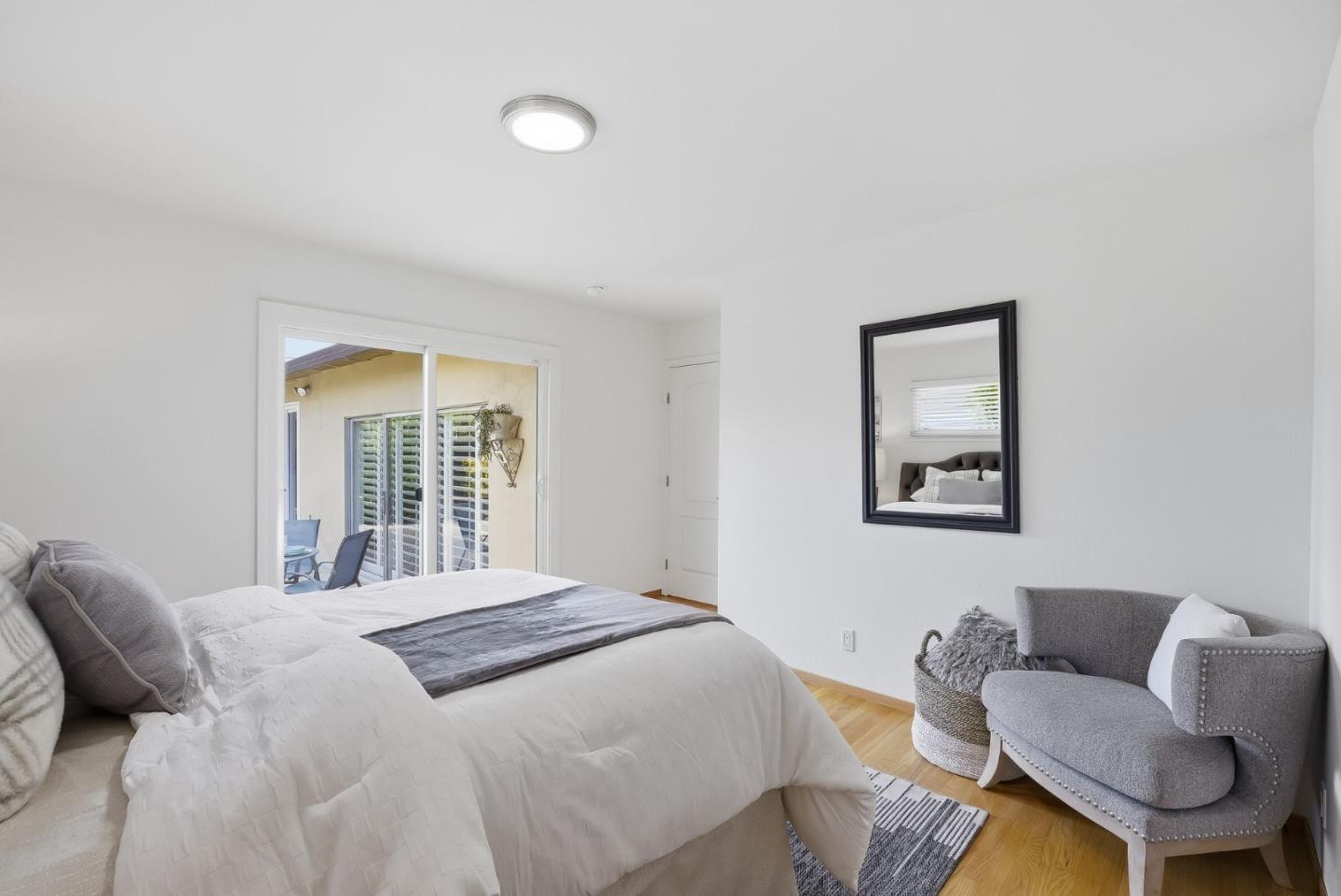 Detail Gallery Image 21 of 28 For 1657 Glenhurst Dr, San Jose,  CA 95124 - 4 Beds | 2 Baths