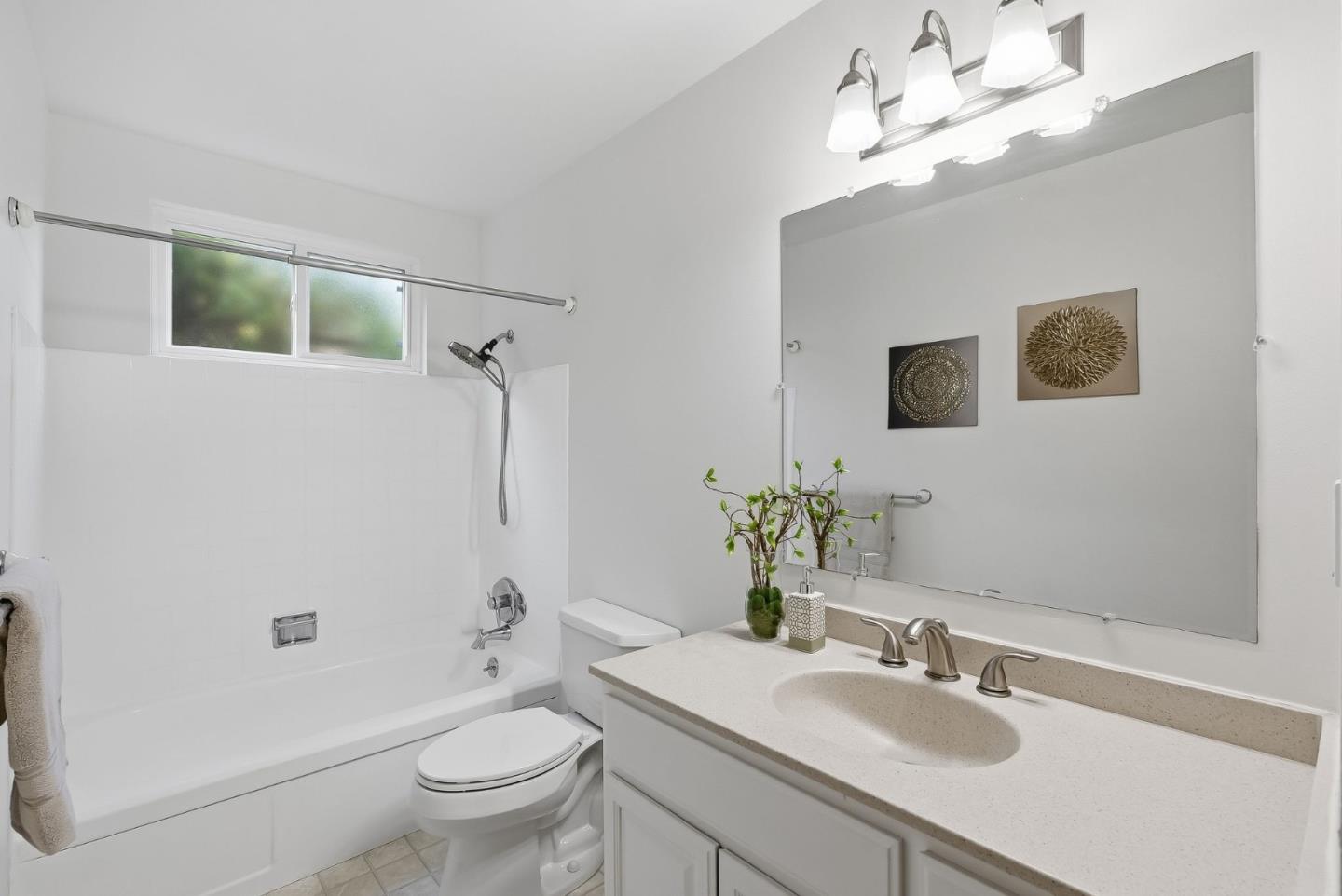 Detail Gallery Image 22 of 28 For 1657 Glenhurst Dr, San Jose,  CA 95124 - 4 Beds | 2 Baths