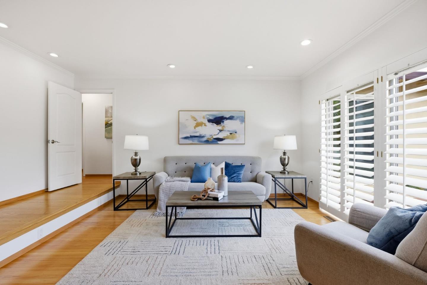 Detail Gallery Image 5 of 28 For 1657 Glenhurst Dr, San Jose,  CA 95124 - 4 Beds | 2 Baths