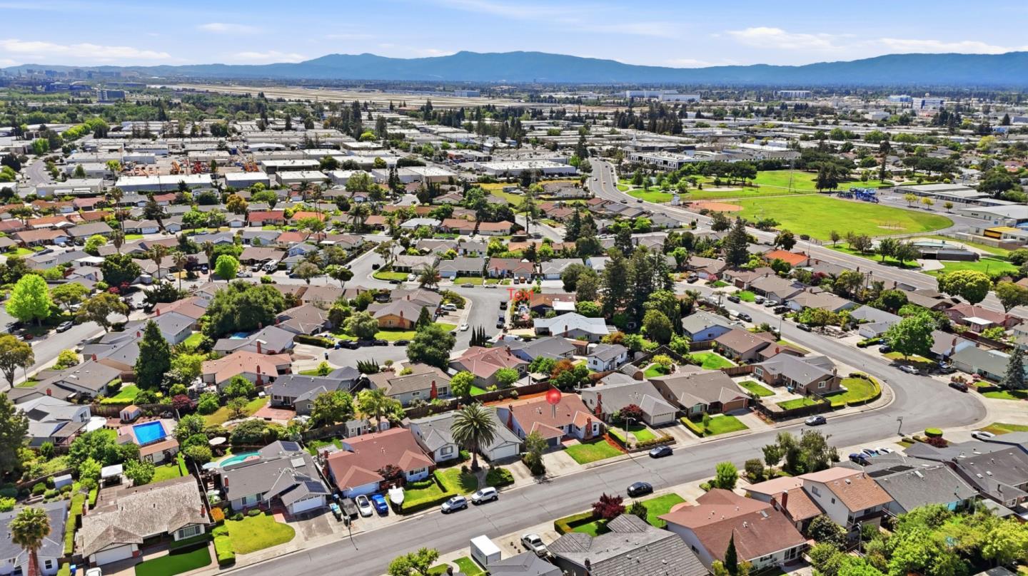 Detail Gallery Image 22 of 24 For 546 Woodstock Way, Santa Clara,  CA 95054 - 4 Beds | 2 Baths