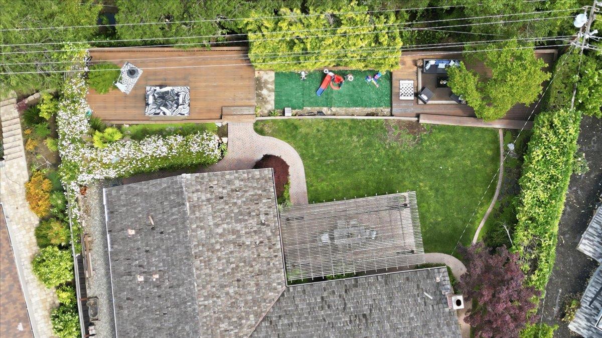 Detail Gallery Image 27 of 44 For 216 Montclair Rd, Los Gatos,  CA 95032 - 4 Beds | 2/1 Baths