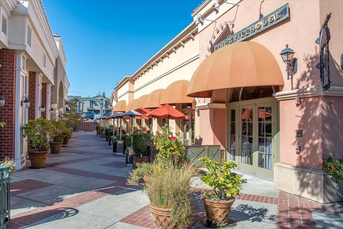 Detail Gallery Image 36 of 44 For 216 Montclair Rd, Los Gatos,  CA 95032 - 4 Beds | 2/1 Baths