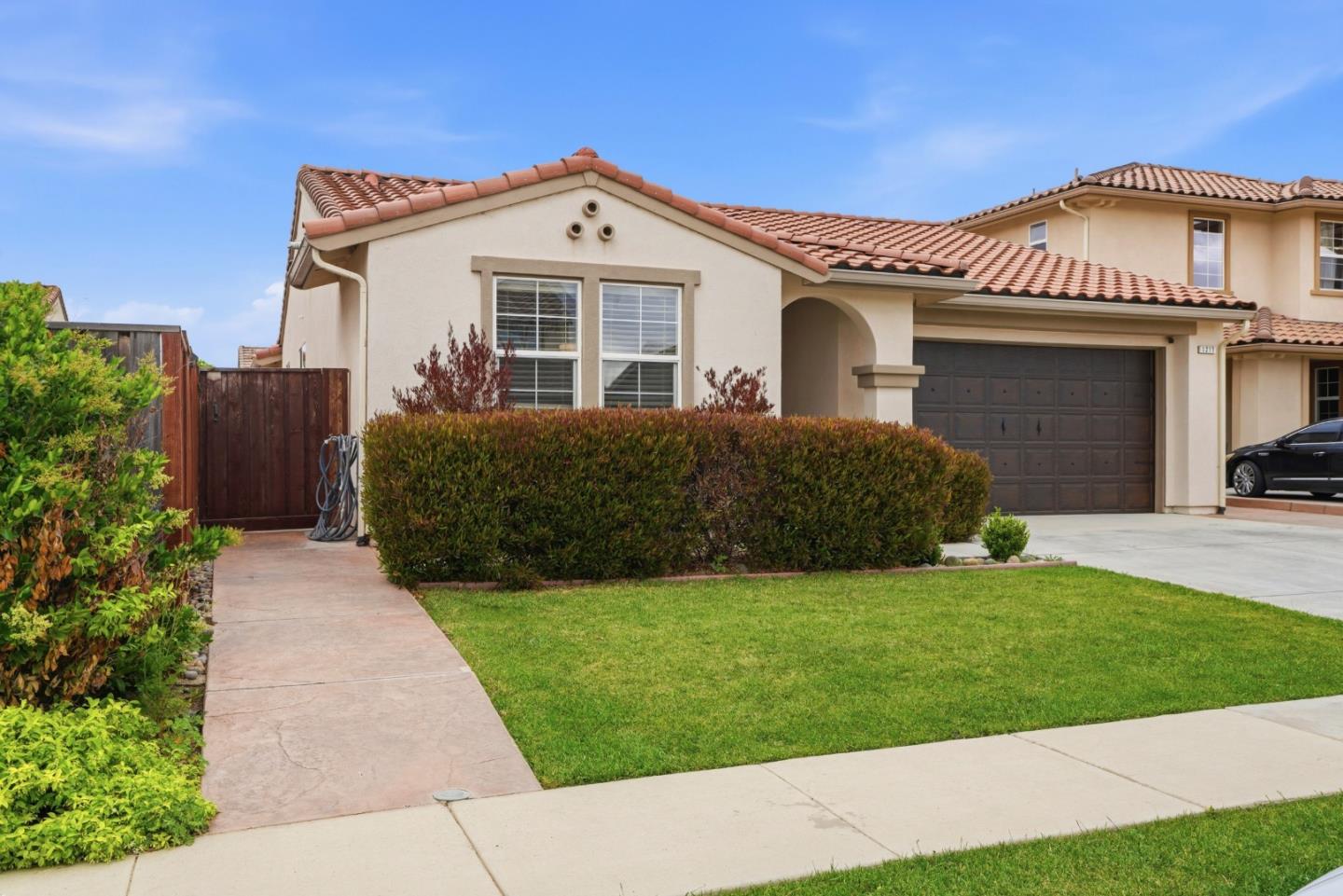 Detail Gallery Image 2 of 29 For 1217 Palermo Ct, Salinas,  CA 93905 - 3 Beds | 2 Baths