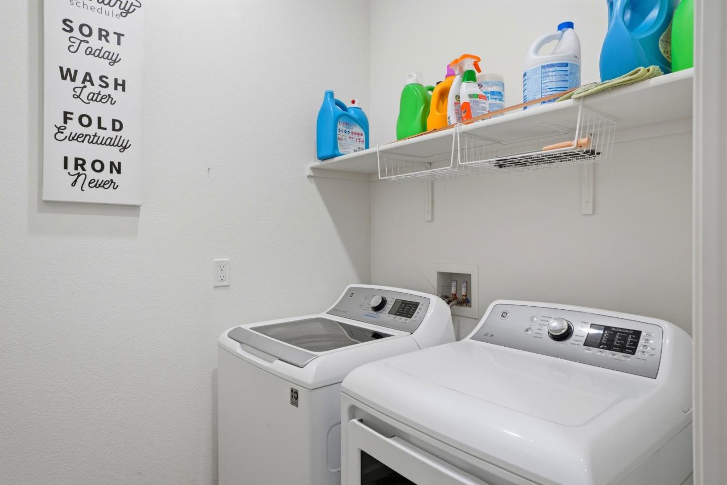 Detail Gallery Image 25 of 29 For 1217 Palermo Ct, Salinas,  CA 93905 - 3 Beds | 2 Baths