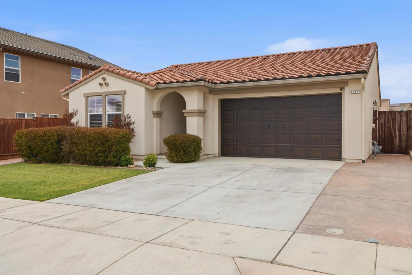 Detail Gallery Image 3 of 29 For 1217 Palermo Ct, Salinas,  CA 93905 - 3 Beds | 2 Baths