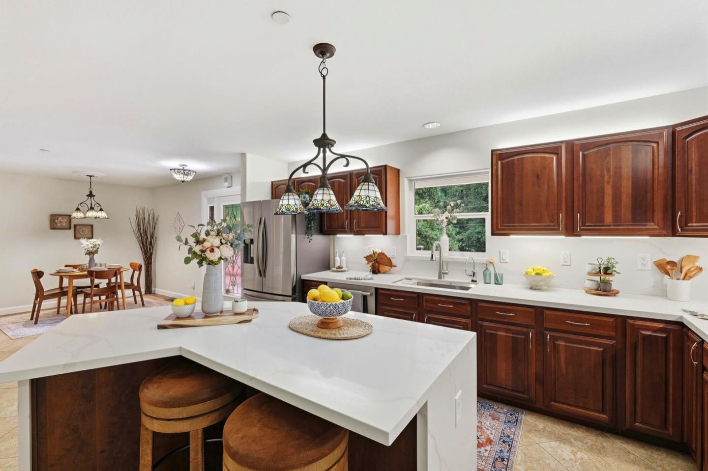 Detail Gallery Image 12 of 67 For 239 W Hilton, Boulder Creek,  CA 95006 - 4 Beds | 3 Baths