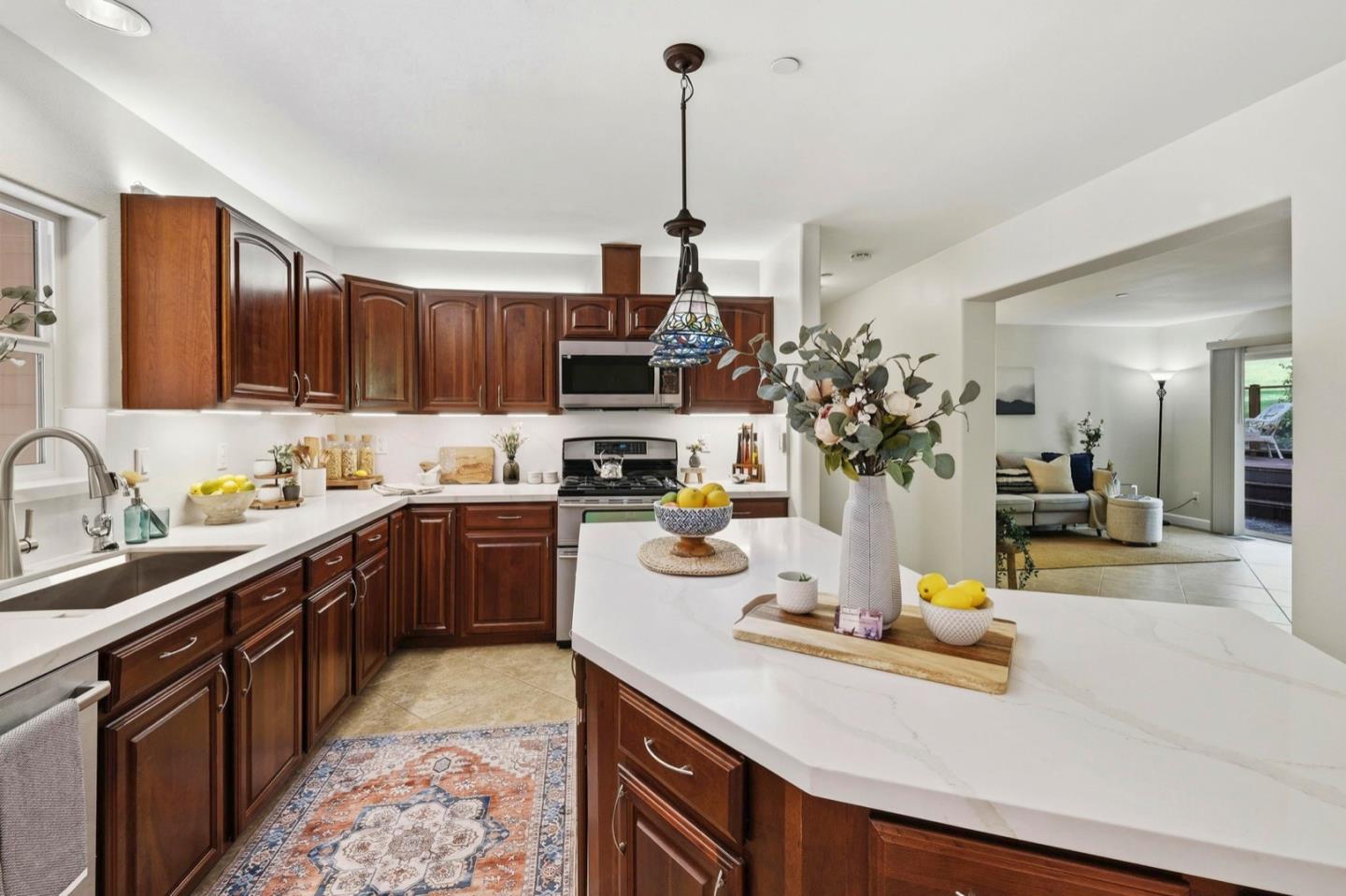 Detail Gallery Image 13 of 67 For 239 W Hilton, Boulder Creek,  CA 95006 - 4 Beds | 3 Baths