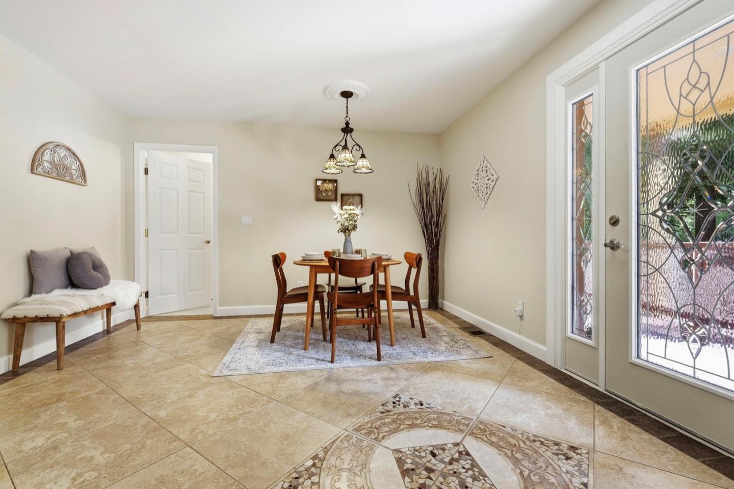 Detail Gallery Image 8 of 67 For 239 W Hilton, Boulder Creek,  CA 95006 - 4 Beds | 3 Baths