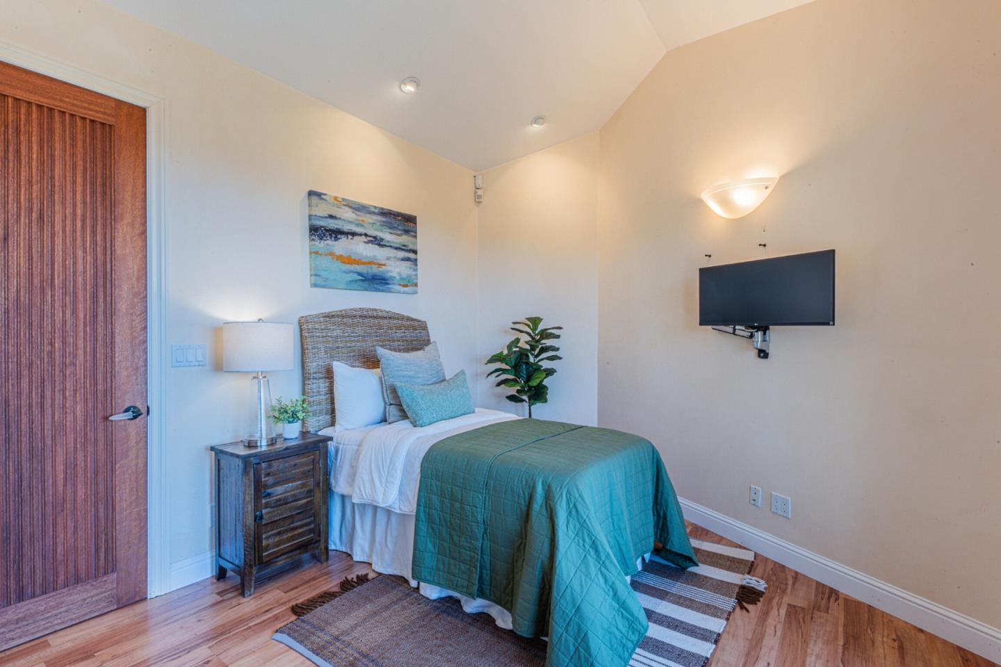 Detail Gallery Image 28 of 67 For 430 Quail Run Rd, Aptos,  CA 95003 - 3 Beds | 2 Baths