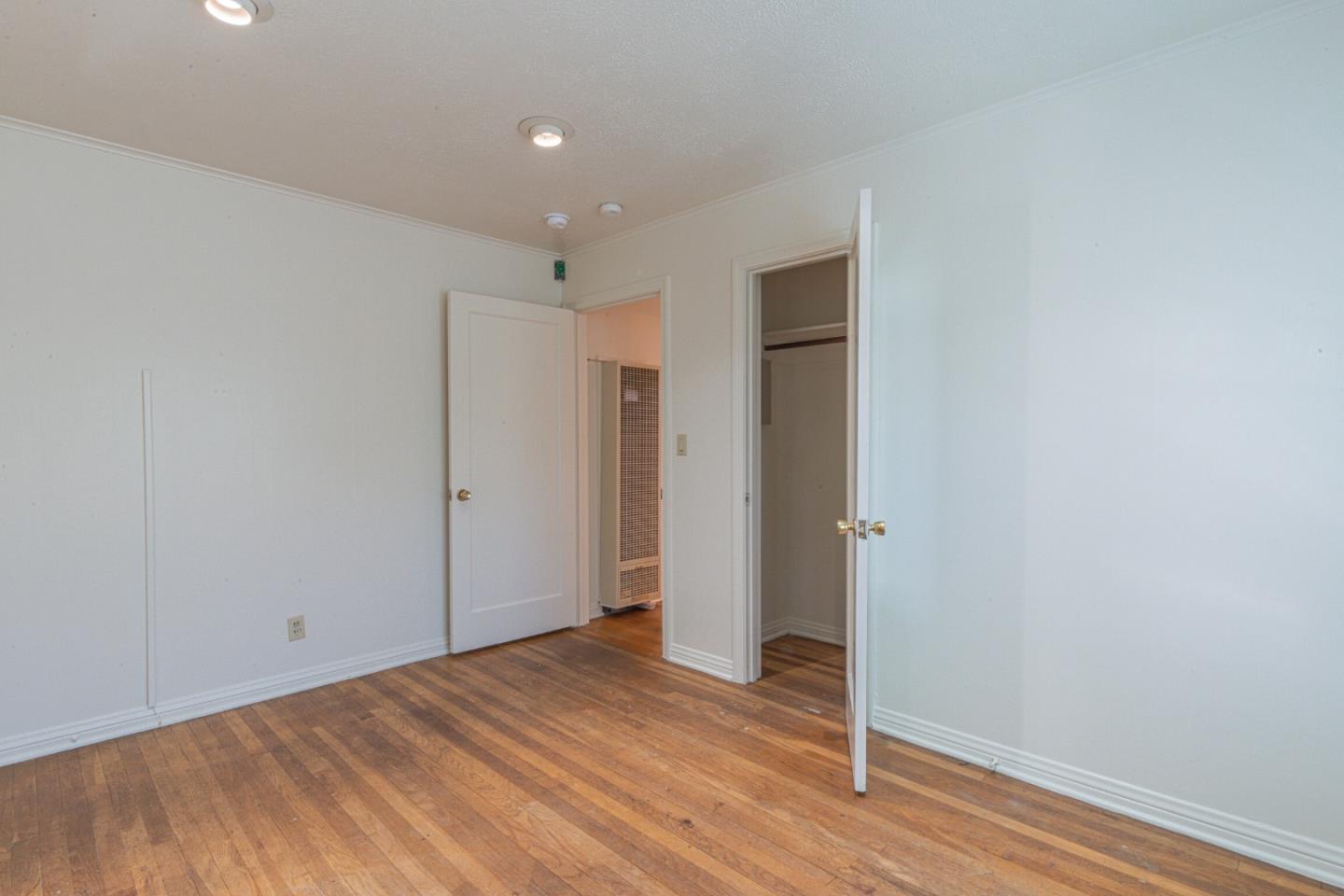 Detail Gallery Image 23 of 37 For 319 Tapadero, Salinas,  CA 93906 - 2 Beds | 2 Baths